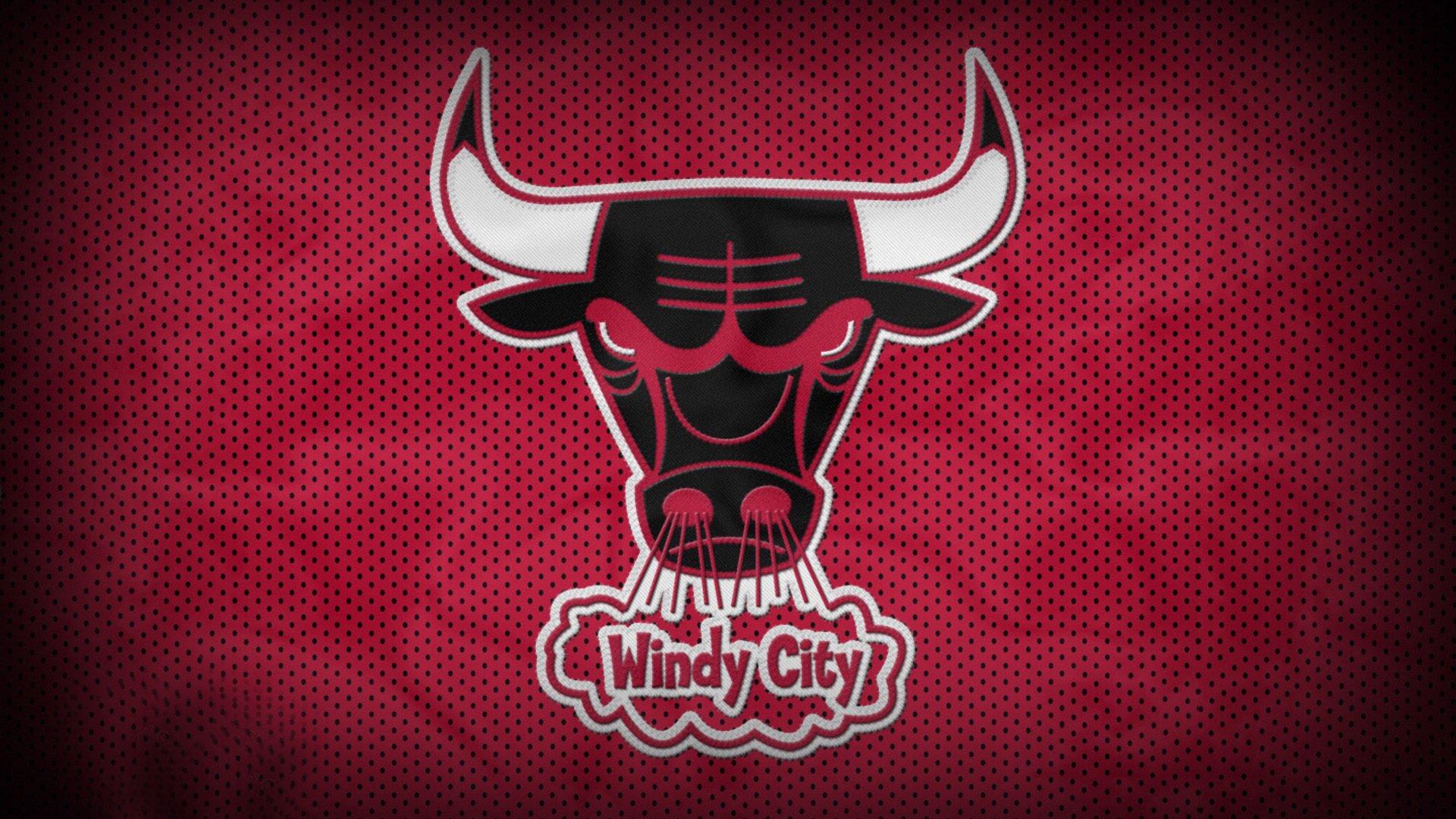 瓦拉内现身欧联决赛看台，深情助威老东家曼联！传奇中卫的赤子之心