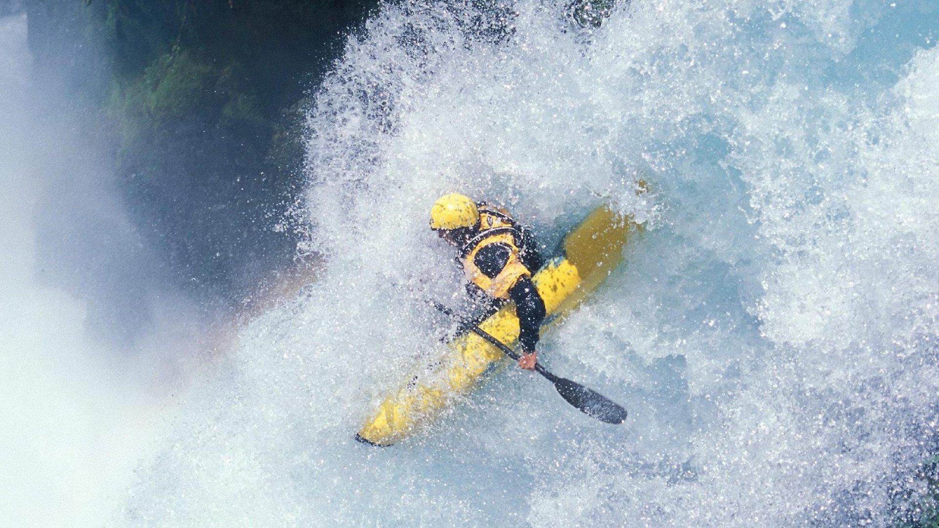 Haynes爆料，雄鹿有意引援保罗，后者心属快船或太阳，生涯抉择牵动联盟格局